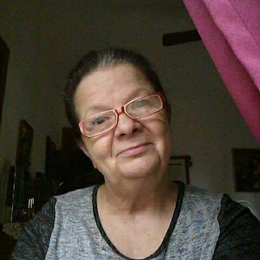 Meet your Posher, Sandie